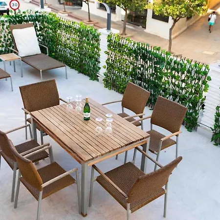 Modern 3-Bed Apartment In Heart Of Torremolinos Exterior photo