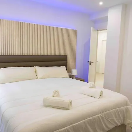 Modern 3-Bed Apartment In Heart Of Torremolinos Exterior photo